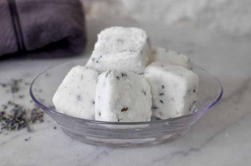 Homemade Lavender Bath Bombs