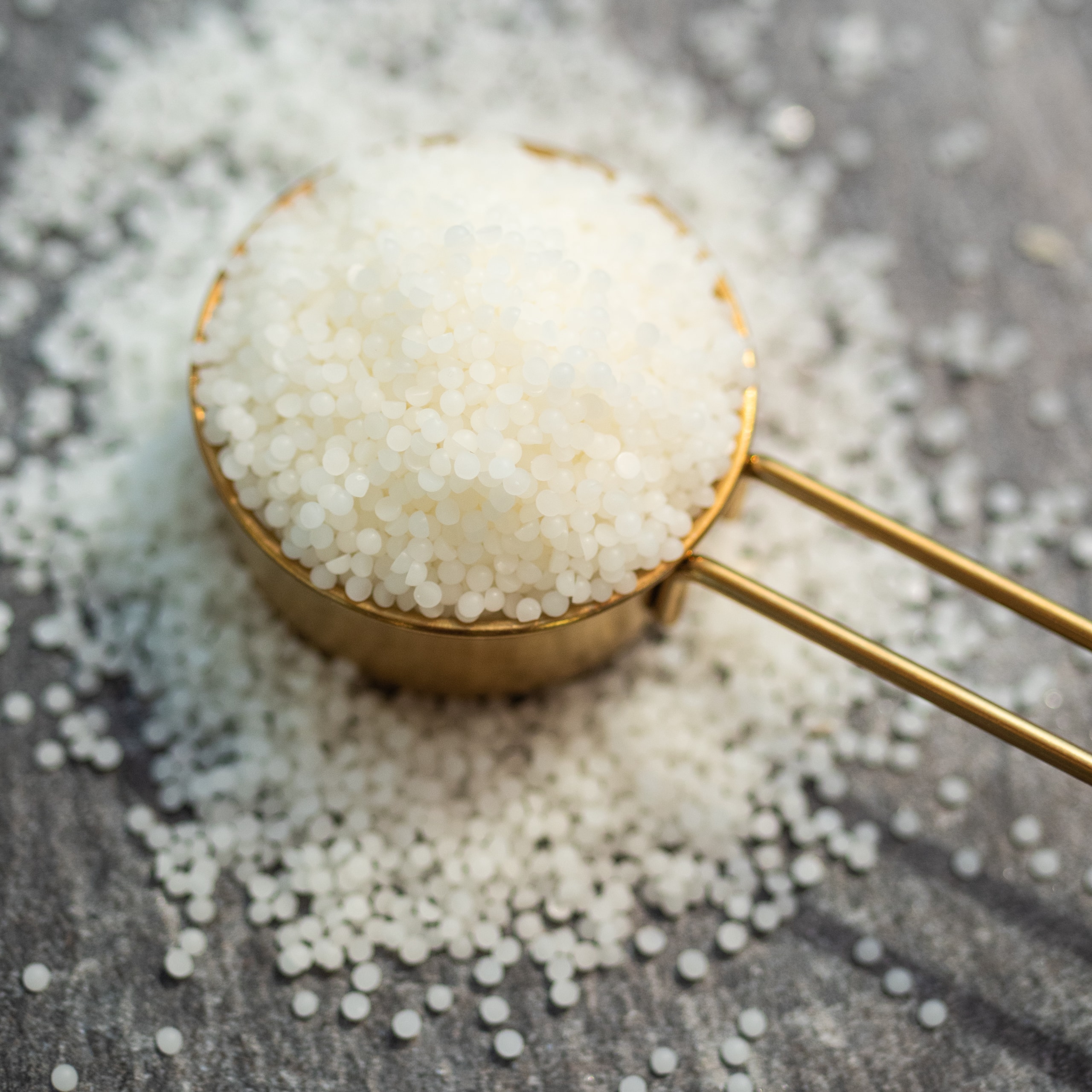 White Beeswax Pellets (16 oz) - Image 2